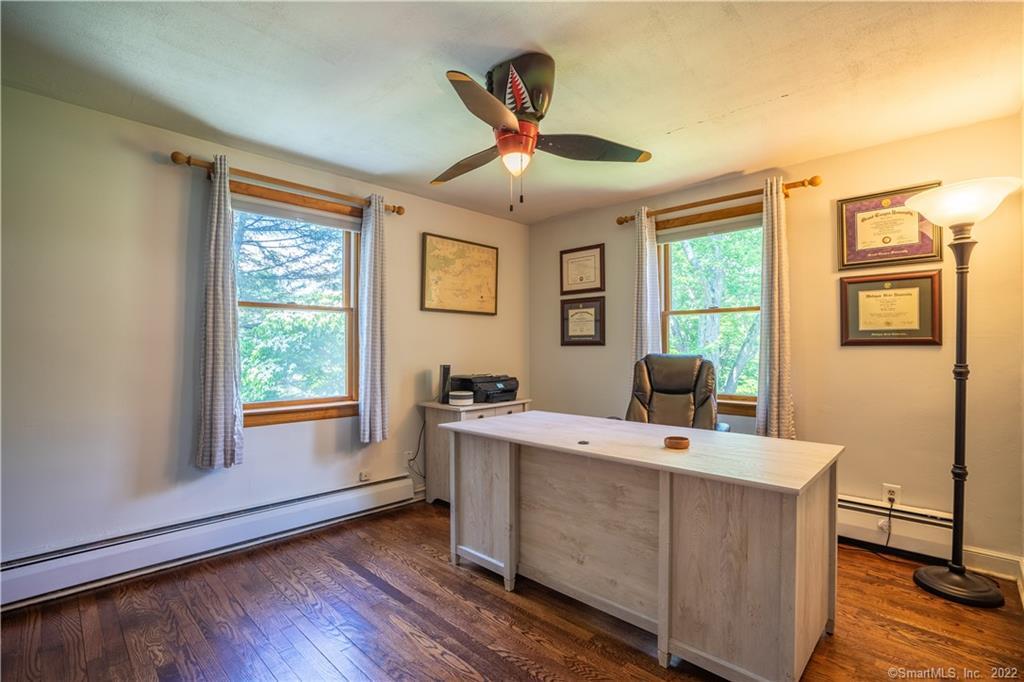 39 Winslow Road Cheshire, CT 06410 - Photo 17 of 39