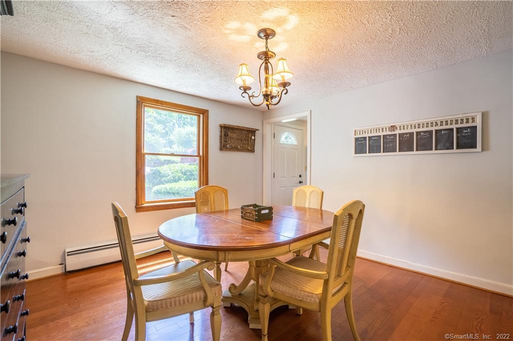 39 Winslow Road Cheshire, CT 06410 - Photo 20 of 39