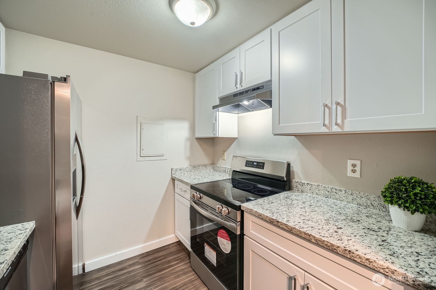 17512 149th Avenue Southeast, Unit F10 Renton, WA 98058 - Photo 12 of 17 Gallery Image 12