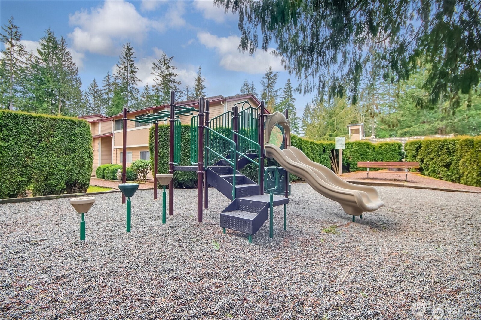 17512 149th Avenue Southeast, Unit F10 Renton, WA 98058 - Photo 15 of 17 Gallery Image 15