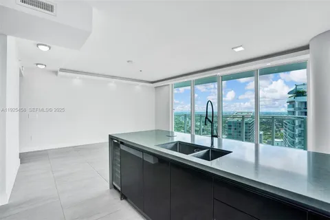 $945,000 | 1080 Brickell Avenue, Unit 4109, Miami, FL 33131