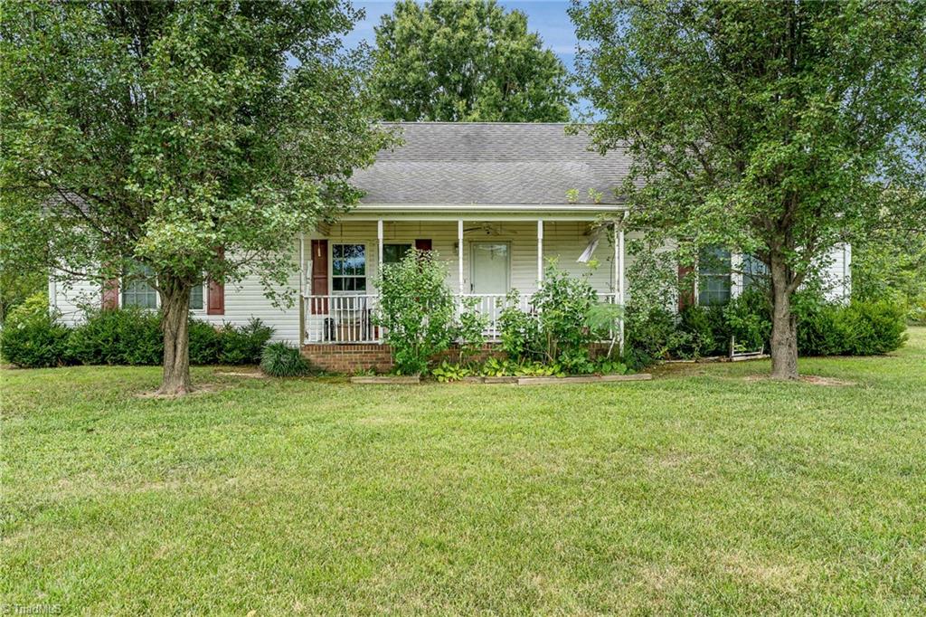 1072 Kepley Road Lexington, NC 27292 - Photo 2 of 19 Gallery Image 2