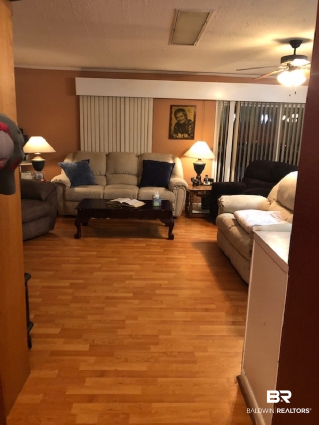 106 Dawson Street Brewton, AL 36426 - Photo 4 of 24 Great Room
