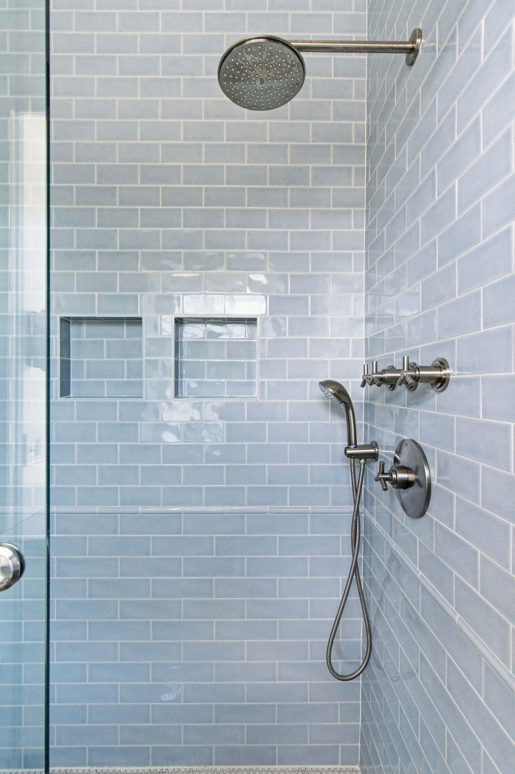 2 Water Street Charleston, SC 29401 - Photo 62 of 107 Shower