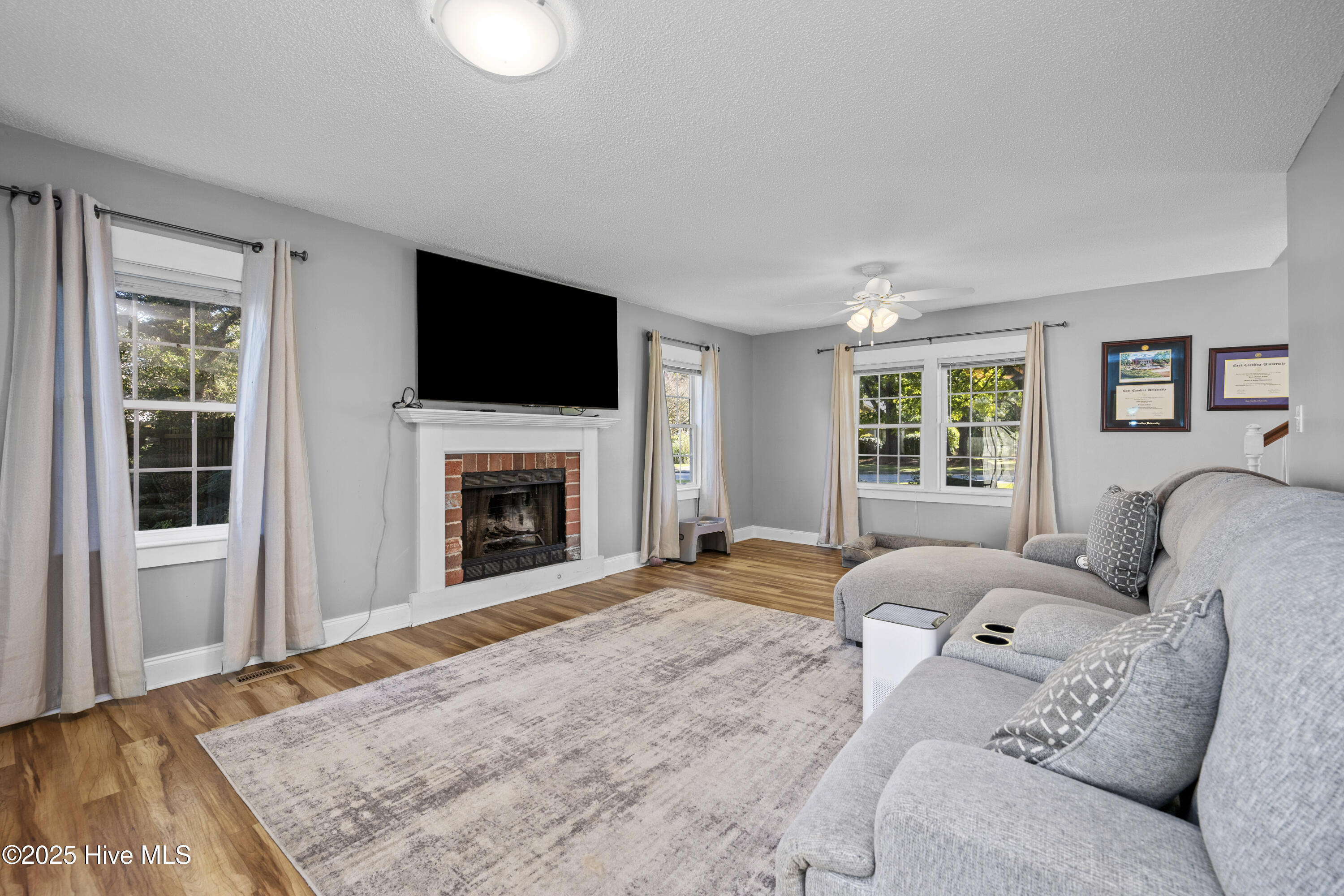 1223 Creek Road Morehead City, NC 28557 - Photo 12 of 63 1223RiverRd-11-5-25-012