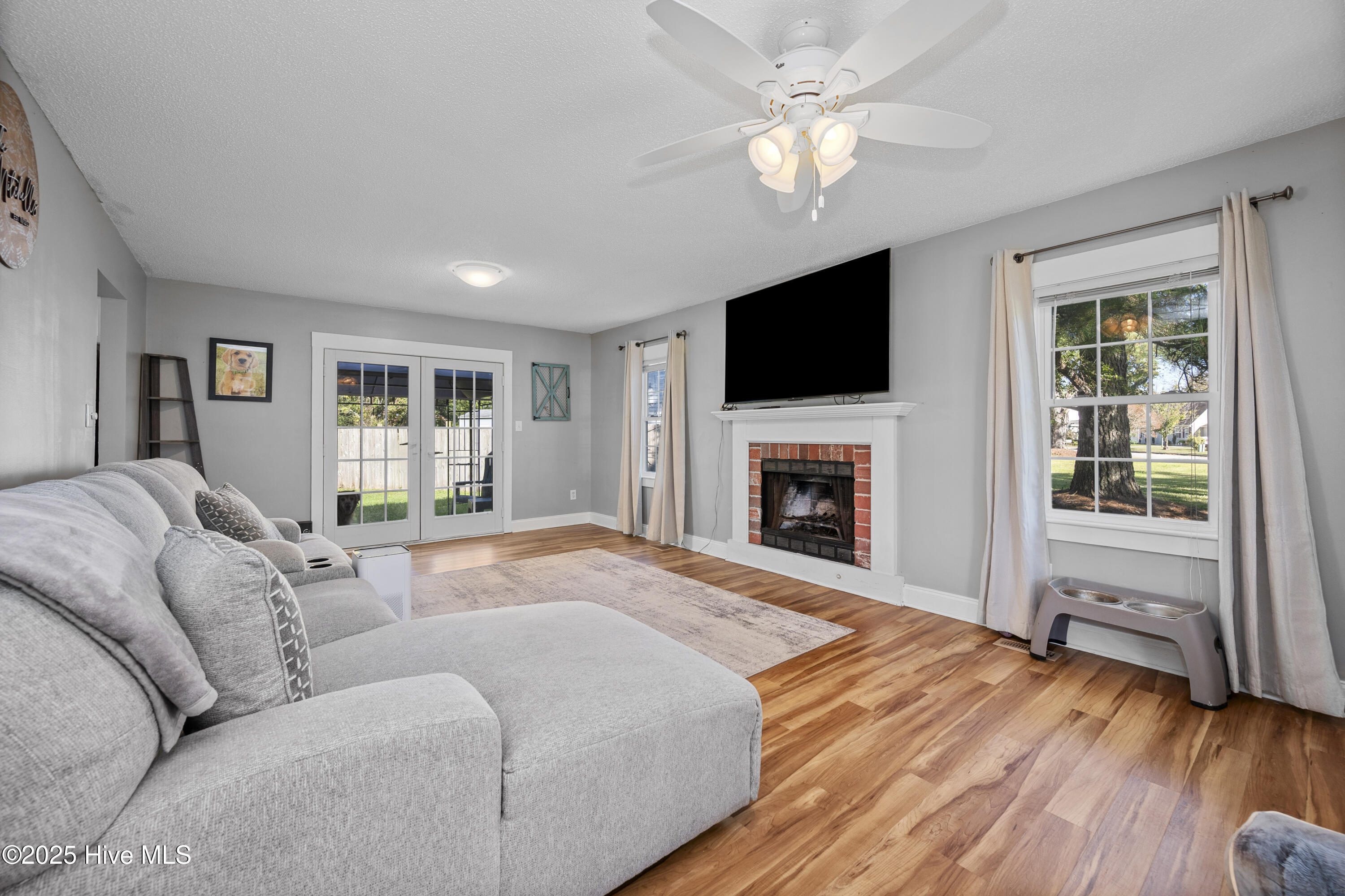 1223 Creek Road Morehead City, NC 28557 - Photo 13 of 63 1223RiverRd-11-5-25-013