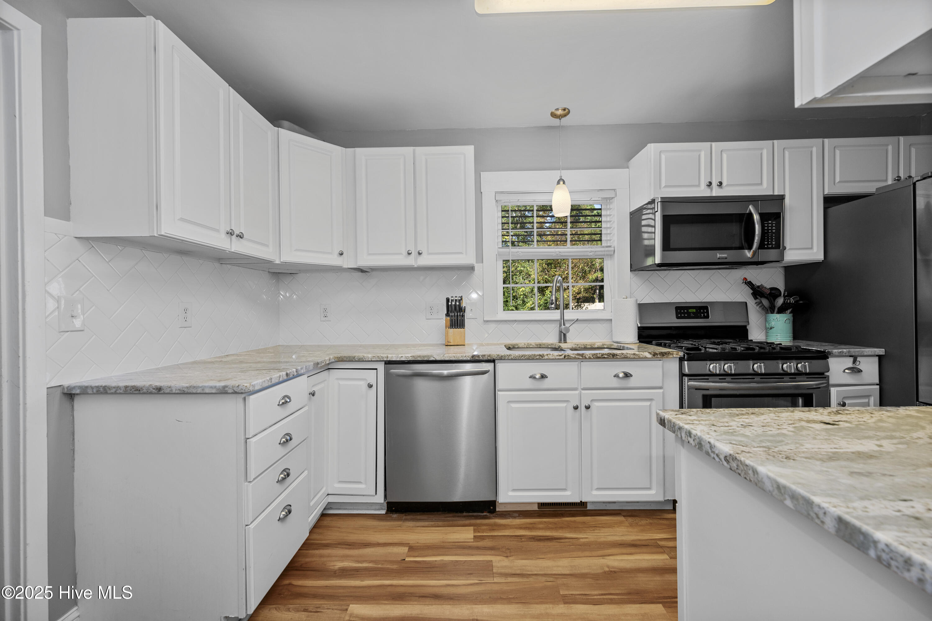 1223 Creek Road Morehead City, NC 28557 - Photo 24 of 63 1223RiverRd-11-5-25-024