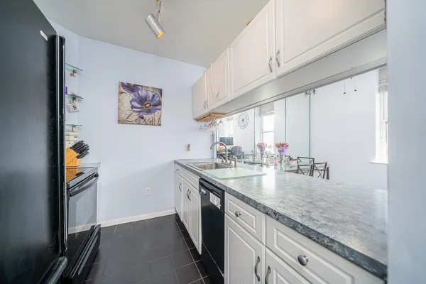 $3,600 | 818 Jefferson Street, Unit 4E, Hoboken, NJ 07030