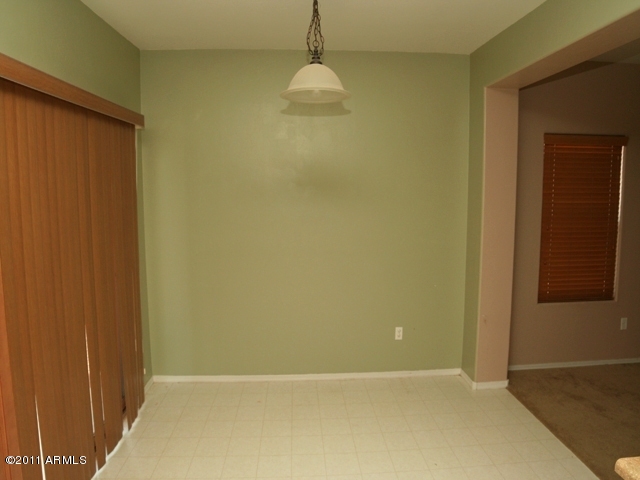 21233 East Treasure Road Red Rock, AZ 85145 - Photo 6 of 26 eat-in kitchen