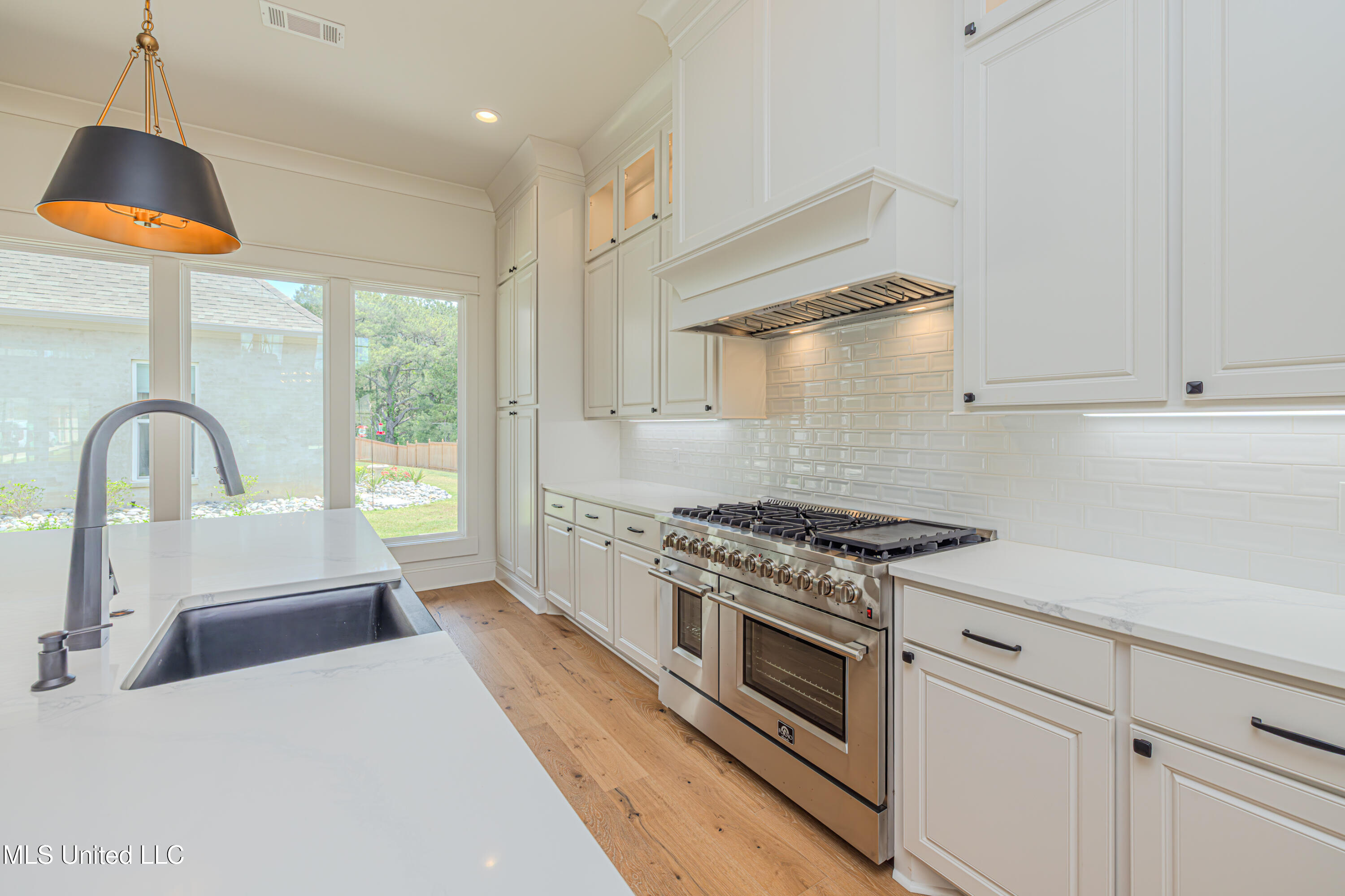 609 Big Vly Loop Flowood, MS 39232 - Photo 15 of 71 1R4A7589-Enhanced-NR