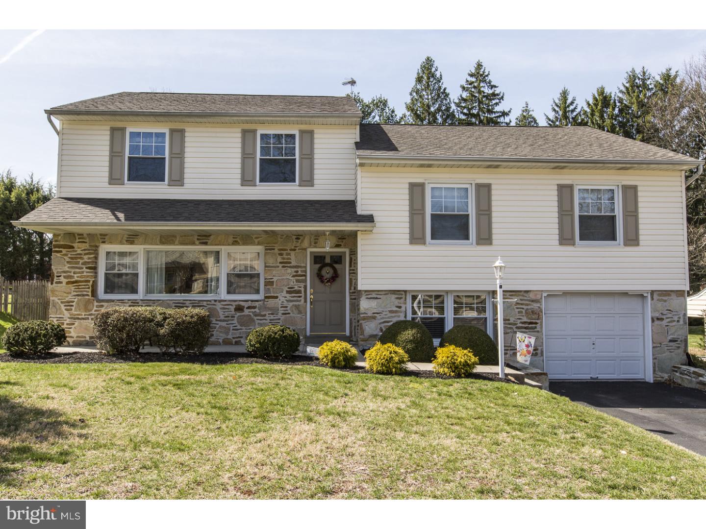 1038 Anna Road Huntingdon Valley, PA 19006 - Photo 1 of 25 Exterior Front
