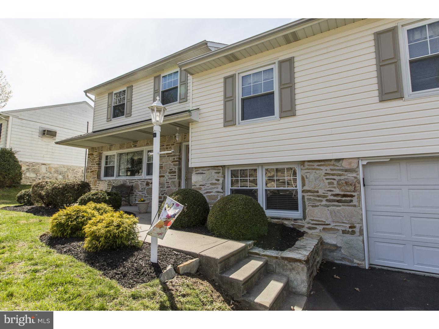 1038 Anna Road Huntingdon Valley, PA 19006 - Photo 2 of 25 Exterior Front