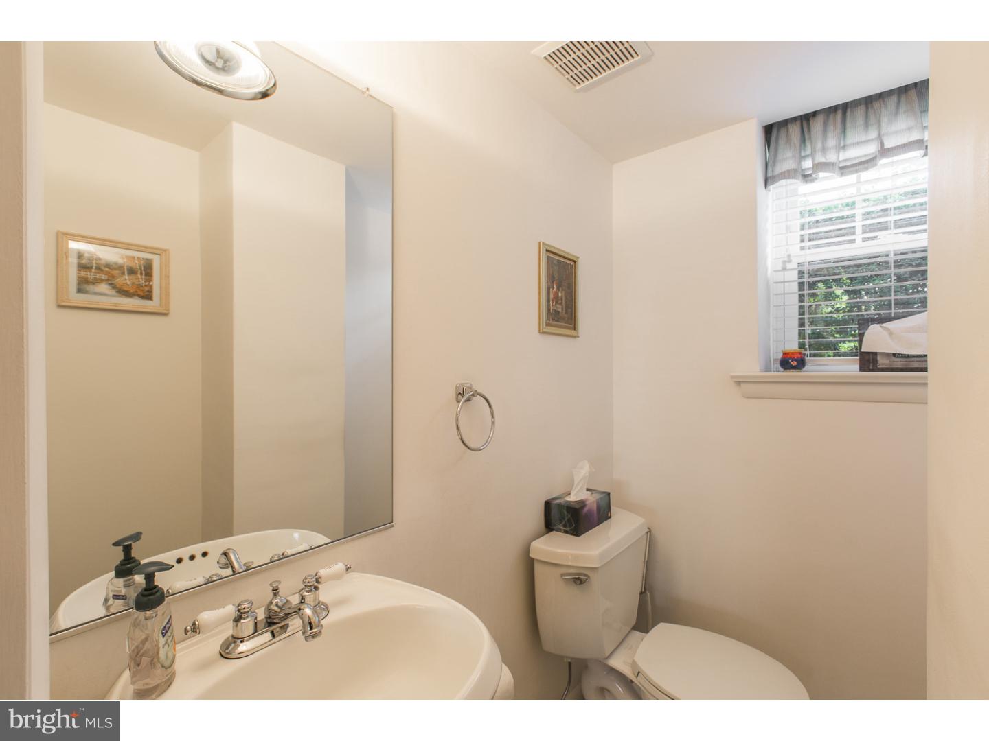 1038 Anna Road Huntingdon Valley, PA 19006 - Photo 12 of 25 Half Bath