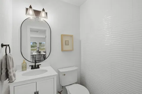 $848,500 | 1904 Lakeway Boulevard, Lakeway, TX 78734