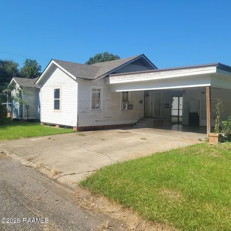 $950 | 304 West Tennis Street, Opelousas, LA 70570