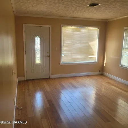 $950 | 304 West Tennis Street, Opelousas, LA 70570