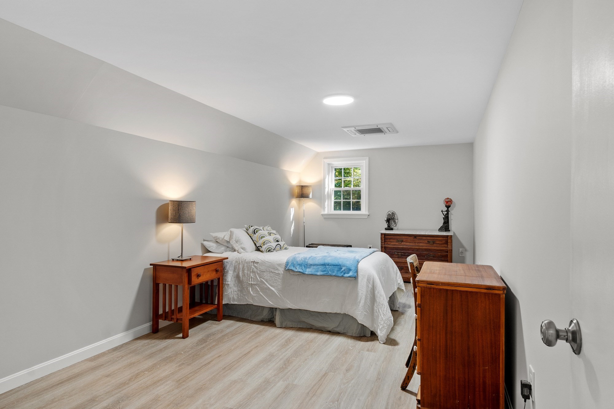 329 New Boston Road Sturbridge, MA 01566 - Photo 23 of 38 Gallery Image 23