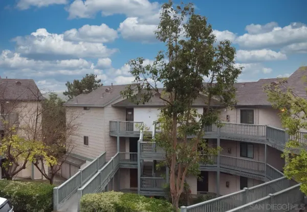 $399,000 | 2962 Alanwood Court, Spring Valley, CA 91978