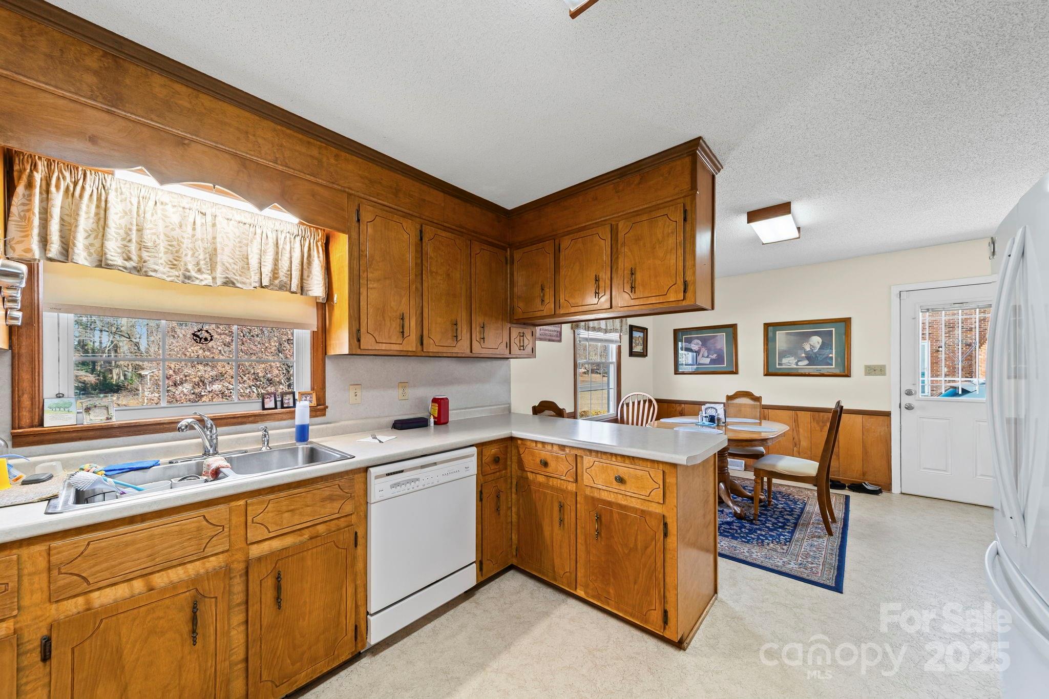 1068 Princeton Road Rock Hill, SC 29730 - Photo 11 of 35 Gallery Image 11