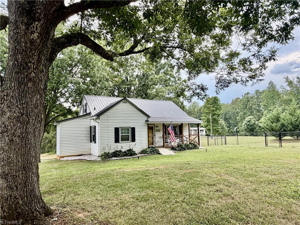 2935 Boones Cave Road Lexington, NC 27295 - Photo 2 of 37
