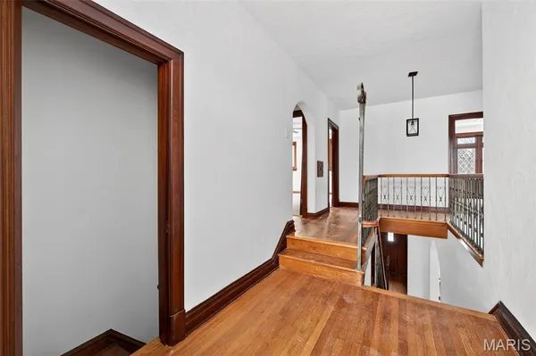 $499,900 | 6623 Leona Street, St. Louis, MO 63116