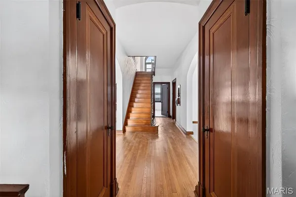 $499,900 | 6623 Leona Street, St. Louis, MO 63116