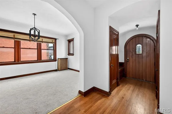 $499,900 | 6623 Leona Street, St. Louis, MO 63116