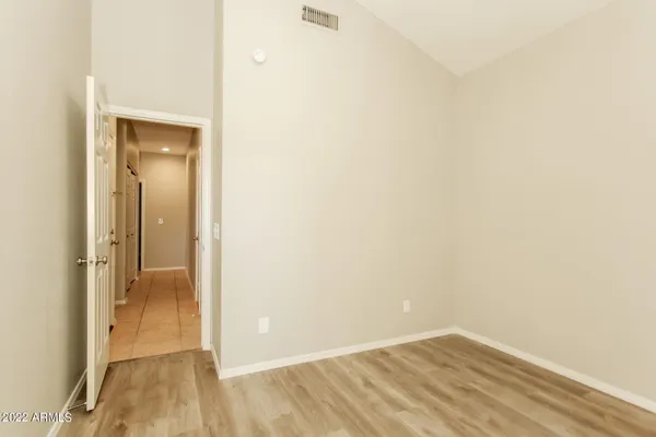 $2,295 | 876 North Terrace Road, Chandler, AZ 85226