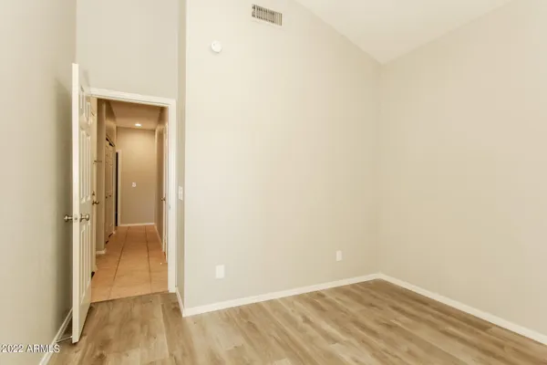 $2,305 | 876 North Terrace Road, Chandler, AZ 85226