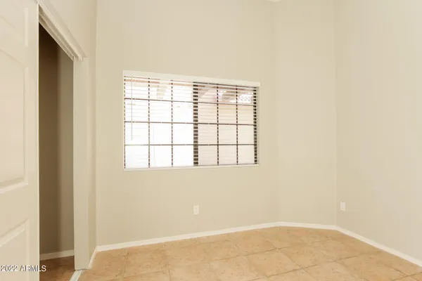 $2,315 | 876 North Terrace Road, Chandler, AZ 85226