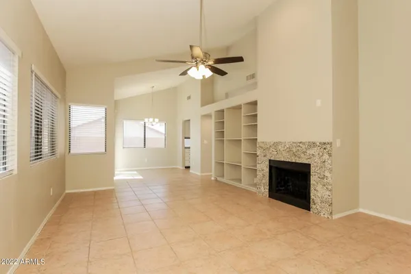 $2,295 | 876 North Terrace Road, Chandler, AZ 85226