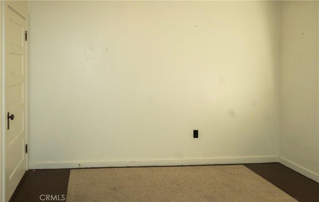 614 Lane Yreka, CA 96097 - Photo 14 of 39 a view of small space