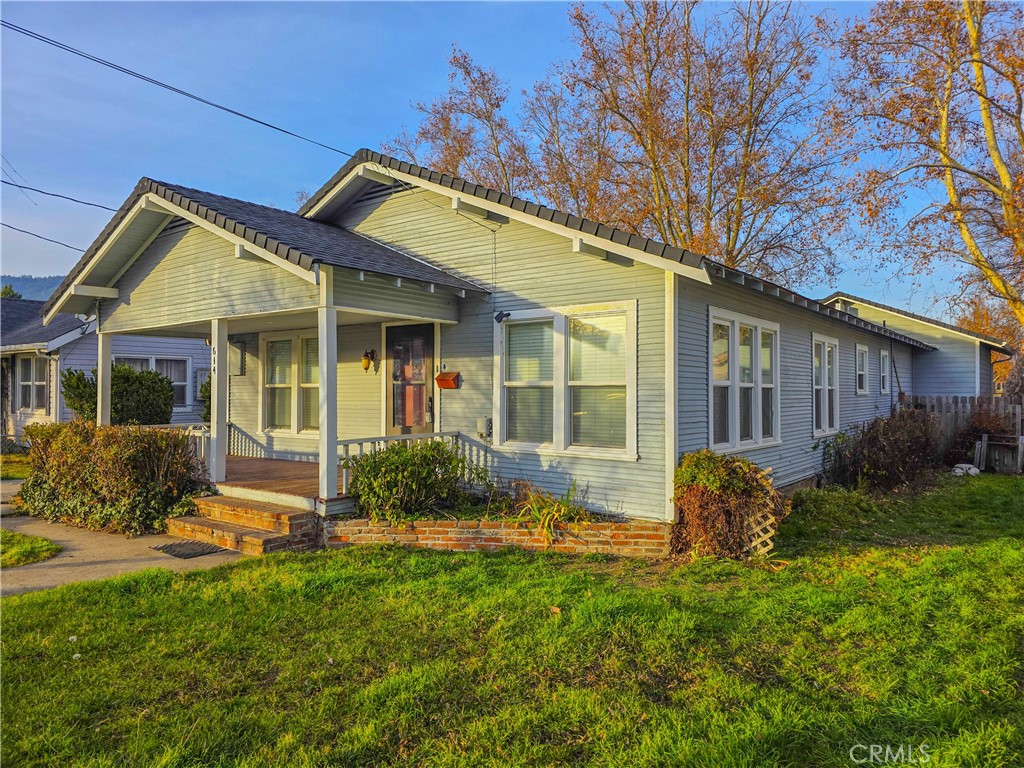 614 Lane Yreka, CA 96097 - Photo 35 of 39 a view of a house with a yard and plants