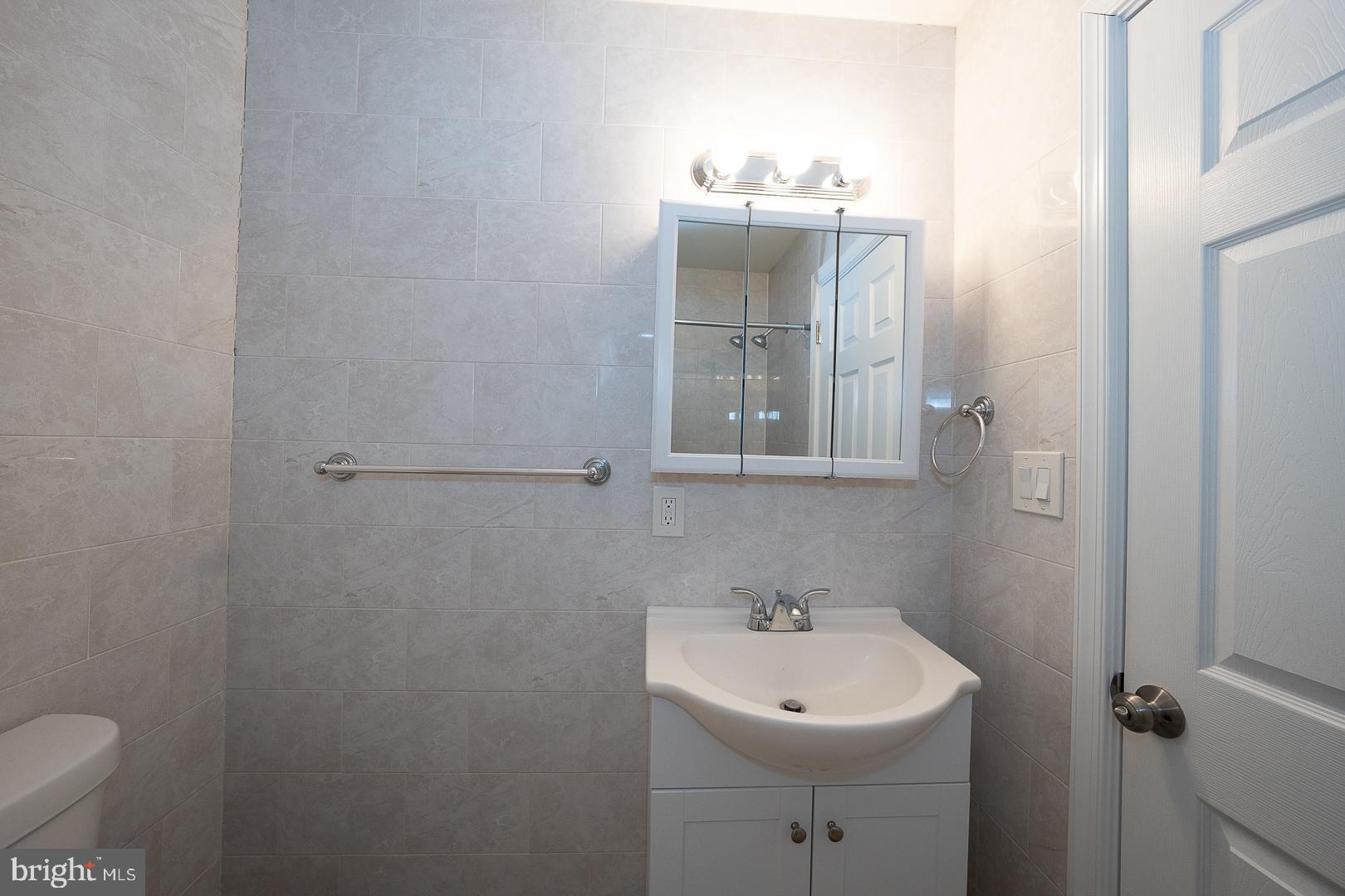 431 Cherry Street Pottstown, PA 19464 - Photo 7 of 23