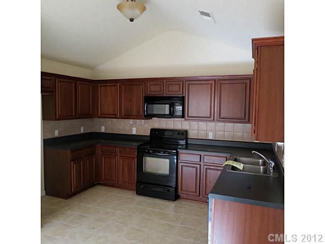 2606 Gradys Ground Road McConnells, SC 29726 - Photo 4 of 14 Gallery Image 4