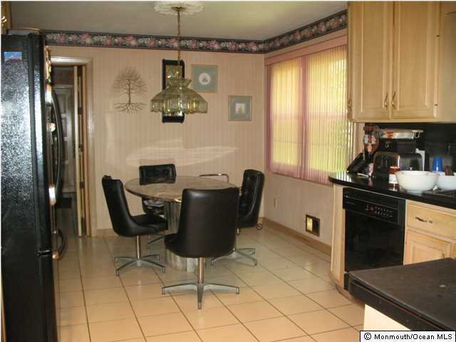 6 Cornwall Road Freehold, NJ 07728 - Photo 5 of 10 Additional Photo