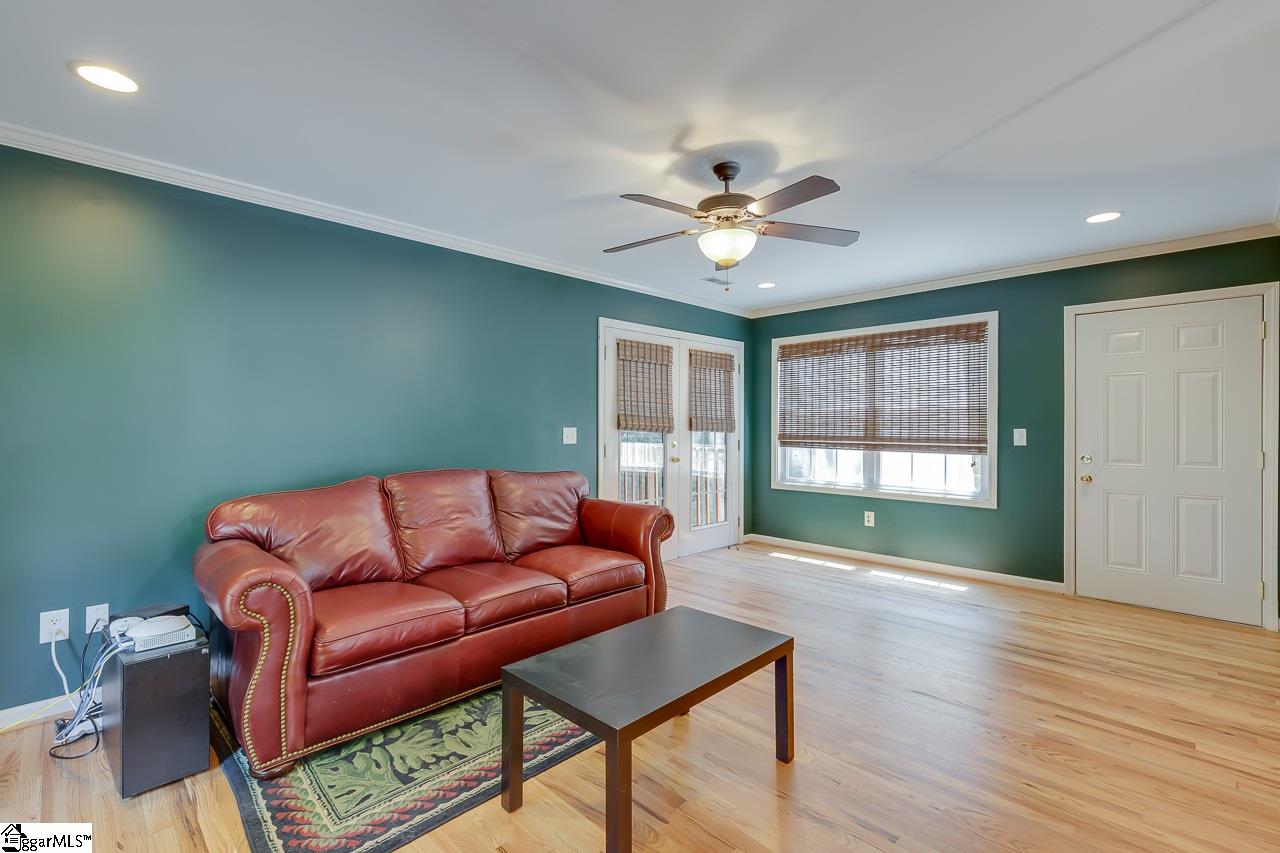 1146 East Lee Road Taylors, SC 29687 - Photo 14 of 32 Gallery Image 14