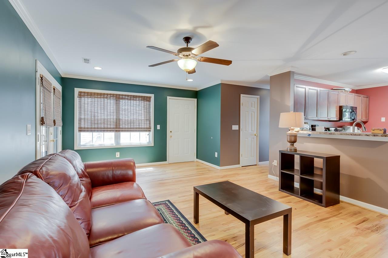 1146 East Lee Road Taylors, SC 29687 - Photo 15 of 32 Gallery Image 15