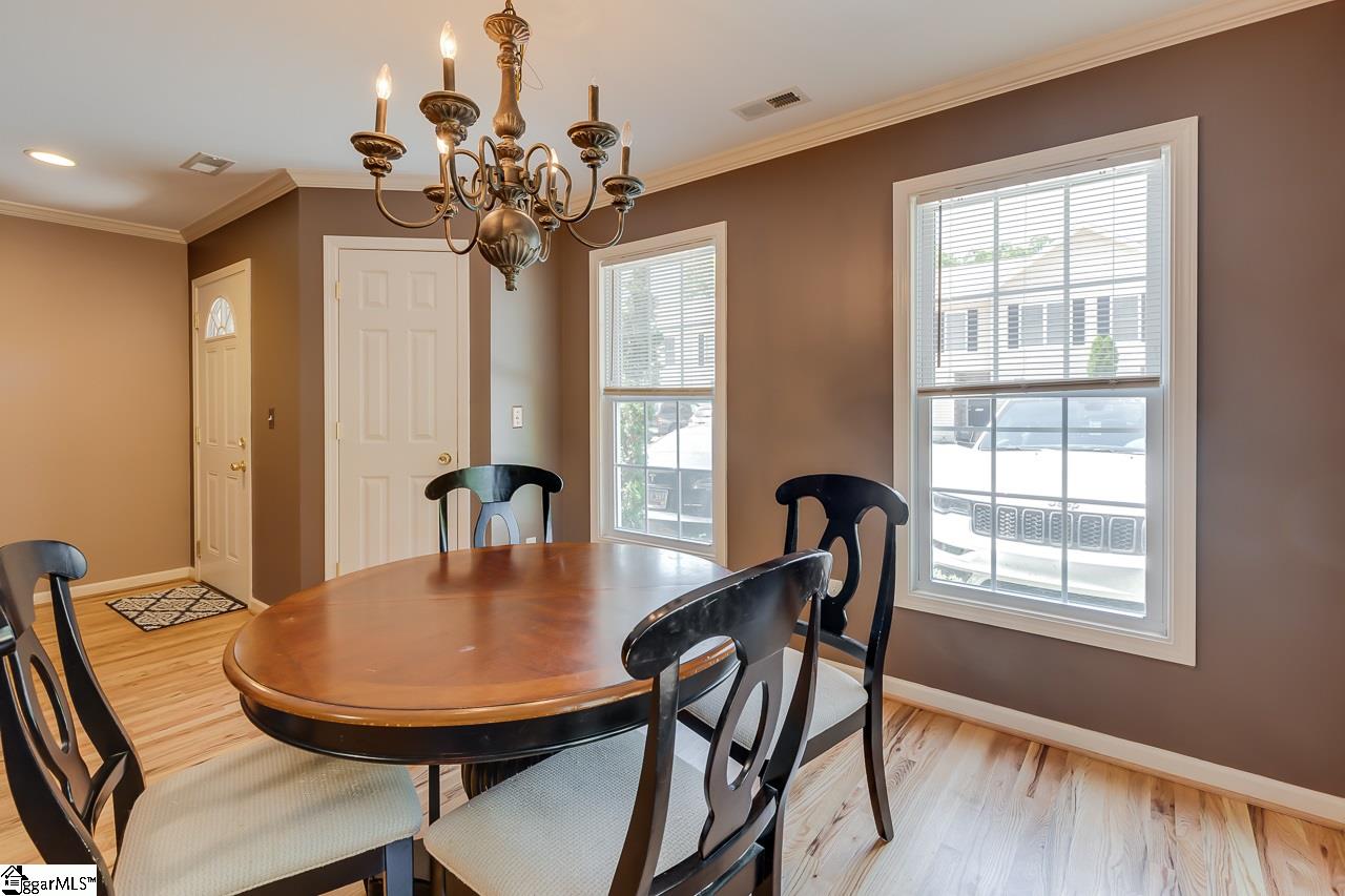 1146 East Lee Road Taylors, SC 29687 - Photo 5 of 32 Gallery Image 5