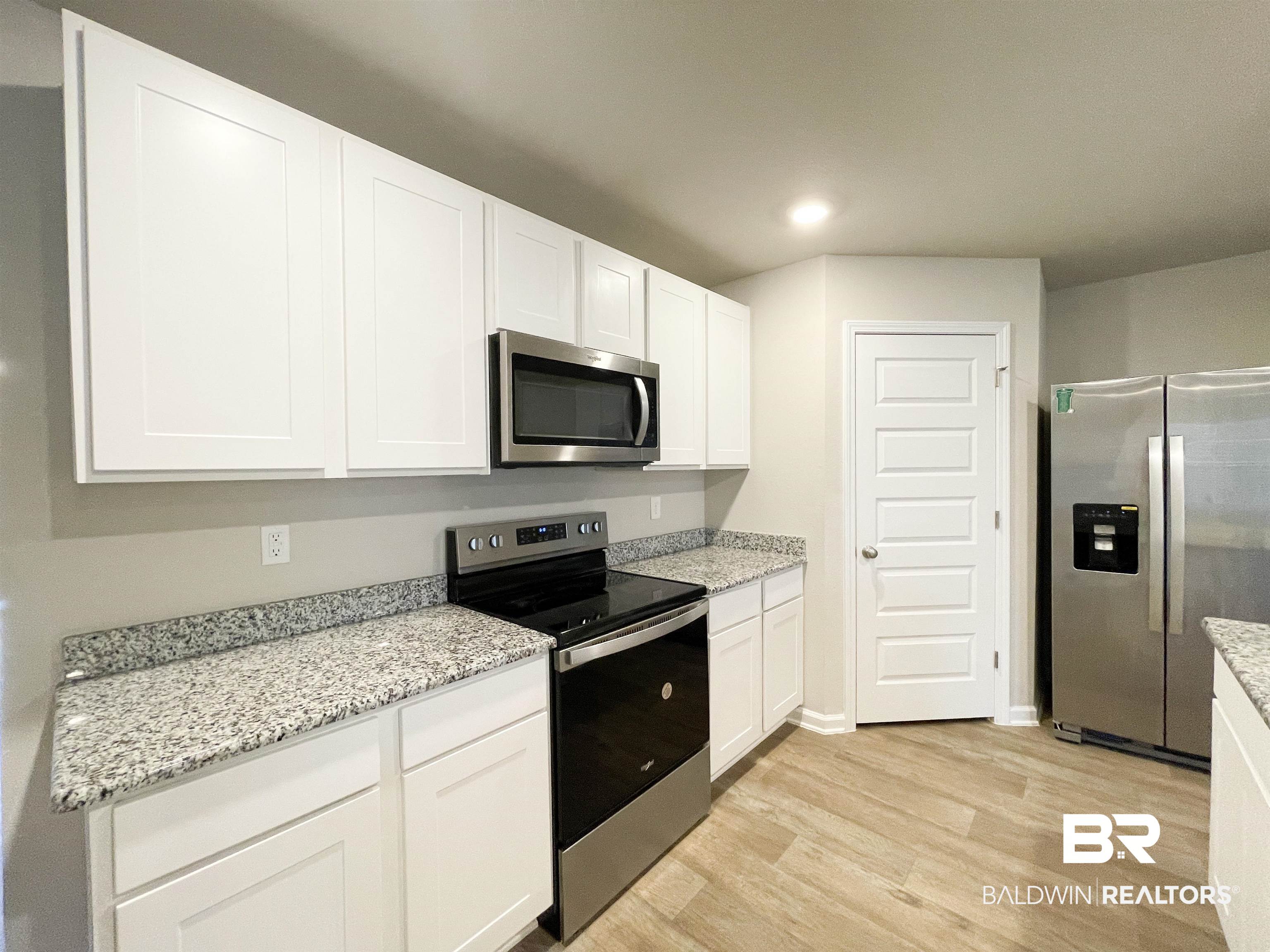 10252 Ruffian Route Daphne, AL 36526 - Photo 4 of 19