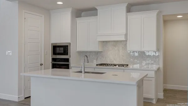 $474,900 | 2638 Vistablue Lane, San Antonio, TX 78245