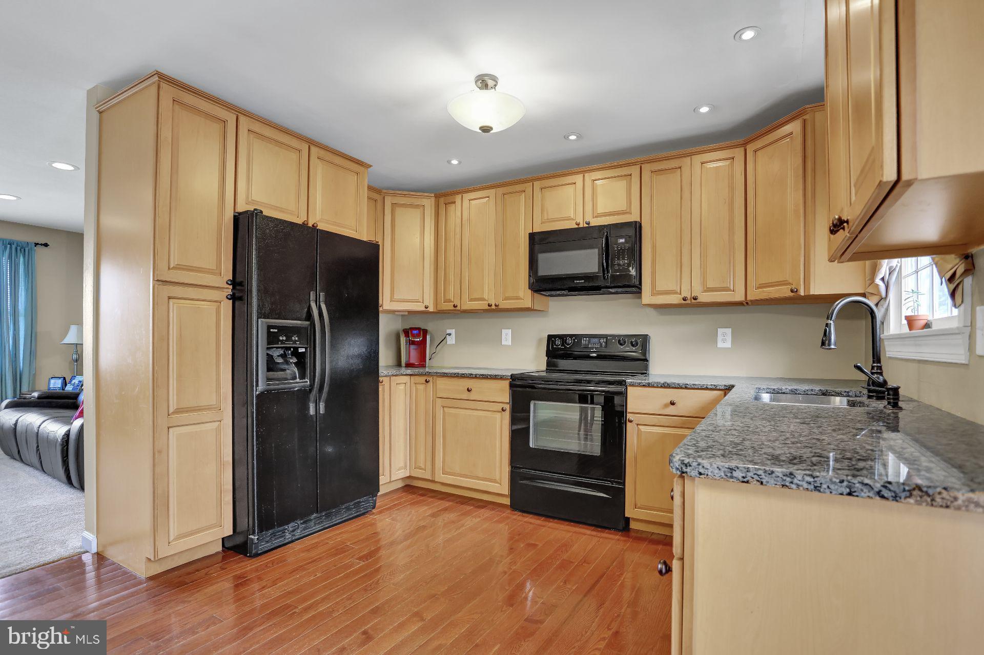 722 Tamarack Trail Reading, PA 19607 - Photo 9 of 30