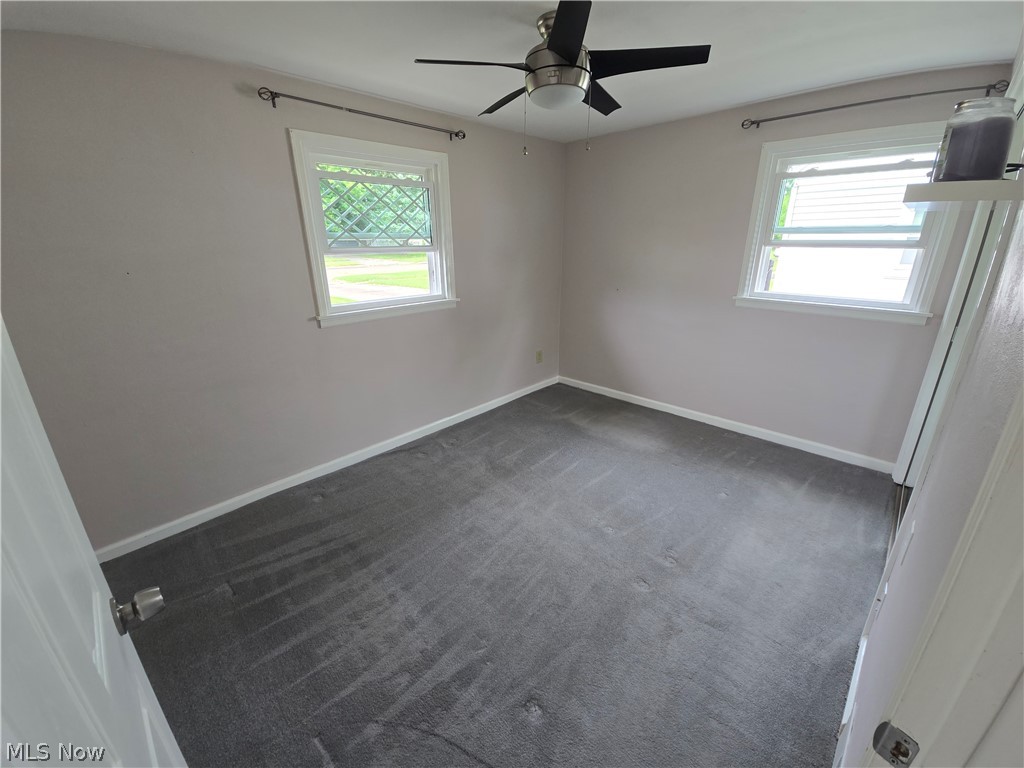 3054 Sterling Road Lorain, OH 44052 - Photo 18 of 46