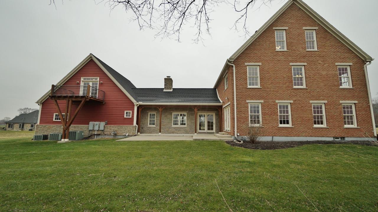 405 Secretariat Drive Springfield, OH 45503 - Photo 3 of 33