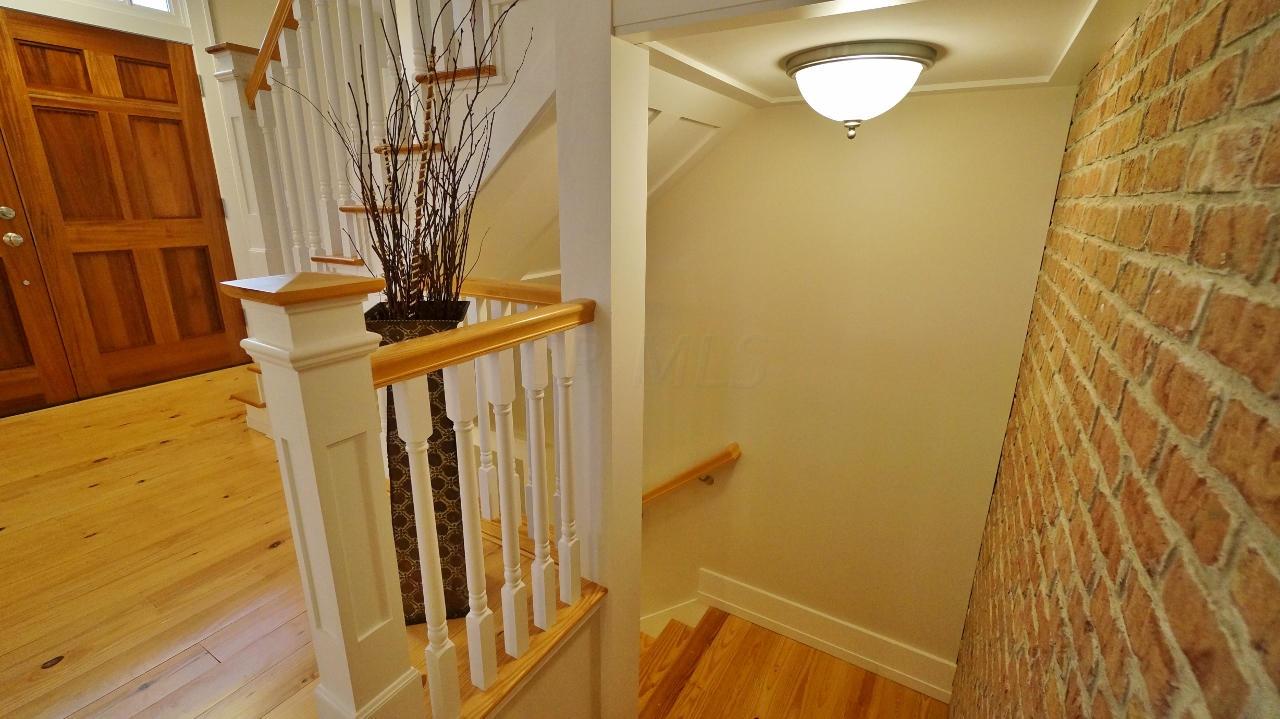 405 Secretariat Drive Springfield, OH 45503 - Photo 5 of 33