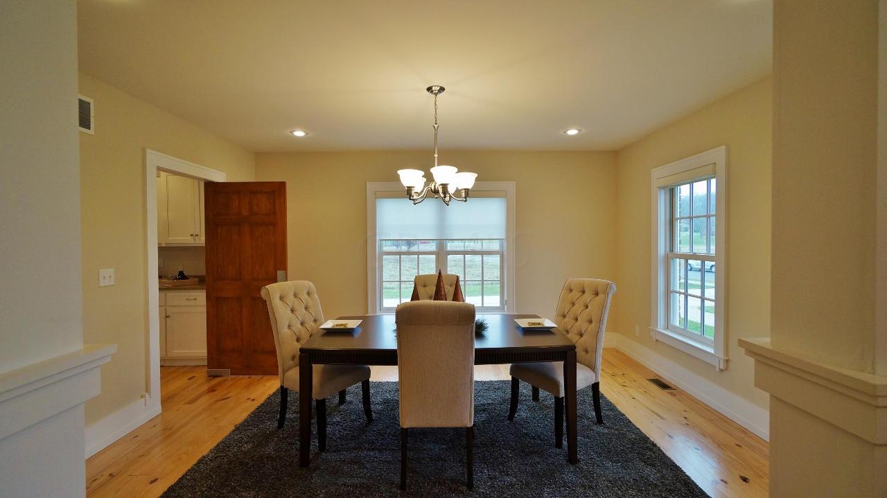 405 Secretariat Drive Springfield, OH 45503 - Photo 6 of 33