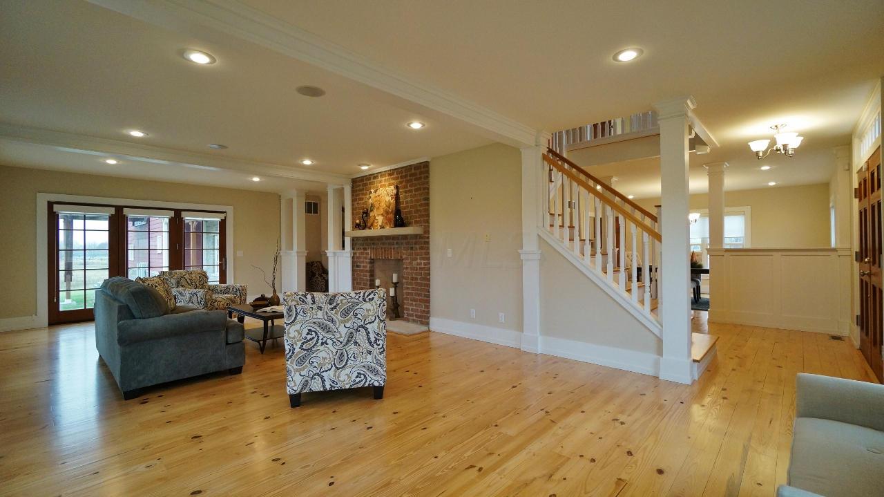 405 Secretariat Drive Springfield, OH 45503 - Photo 8 of 33