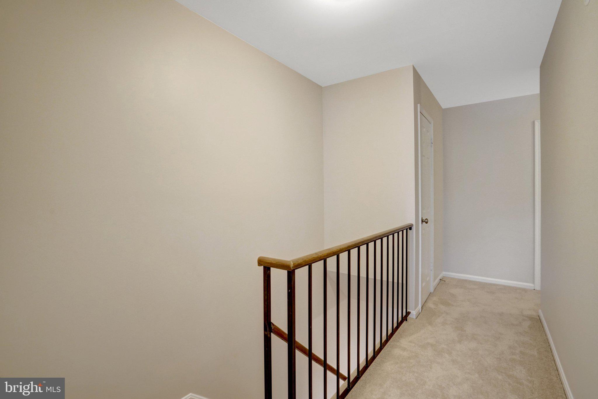 7838 Ashley Glen Road Annandale, VA 22003 - Photo 36 of 77 Upstairs hallway
