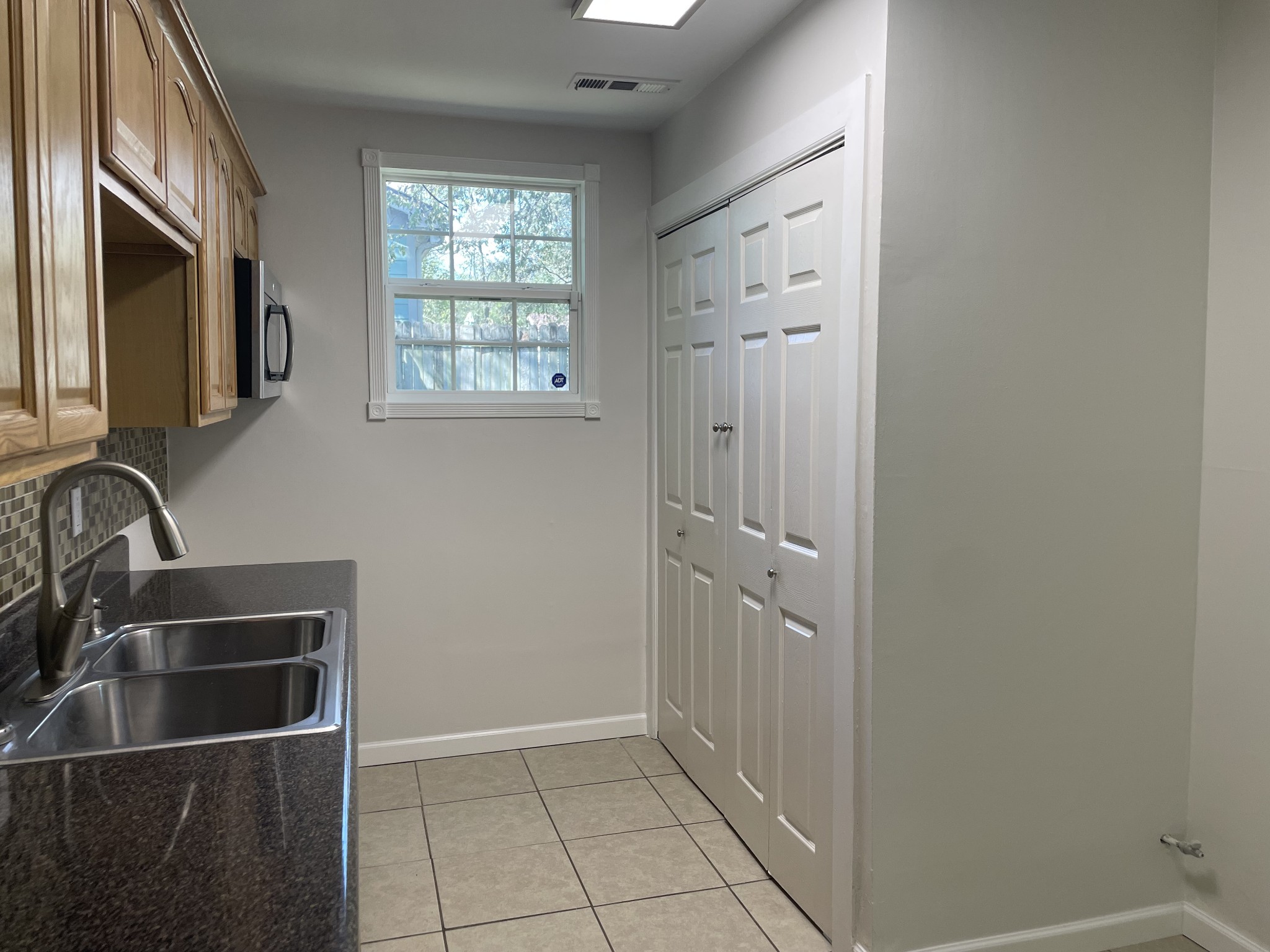 241 Manzano Road Madison, TN 37115 - Photo 14 of 29