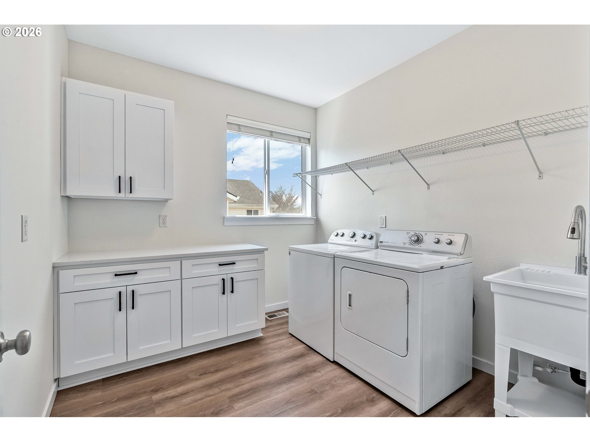 241 Southwest 105th Terrace Portland, OR 97225 - Photo 16 of 48